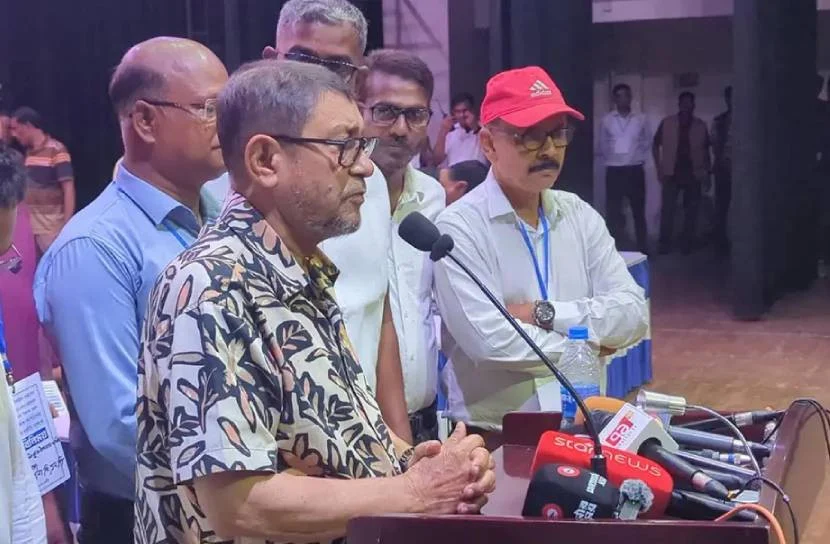 ভারত বঙ্গোপসাগরের নিচ থেকে গ্যাস তুলে নিচ্ছে, বললেন স্বাস্থ্যমন্ত্রী